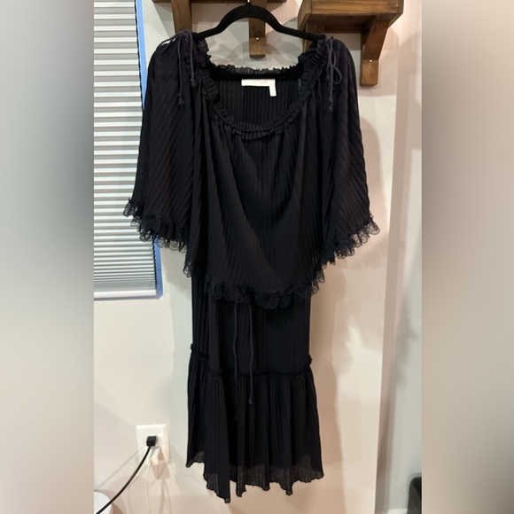 See by Chloe Tiered Plisse Self-Tie Shift Dress Navy Small - Picture 4 of 15
